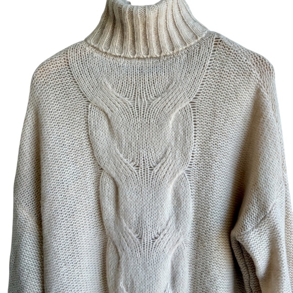Aerie Womens Cable Knit Turtleneck Sweater Long Sleeve Cream Wool Blend Sz M - Picture 2 of 7
